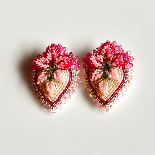 Mini Strawbaby Earrings: Pinkney